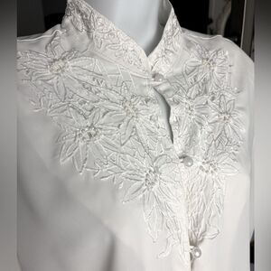 Fancy True Vintage 80s Karen Scott White Floral Embroidered Blouse - L XL 14 16